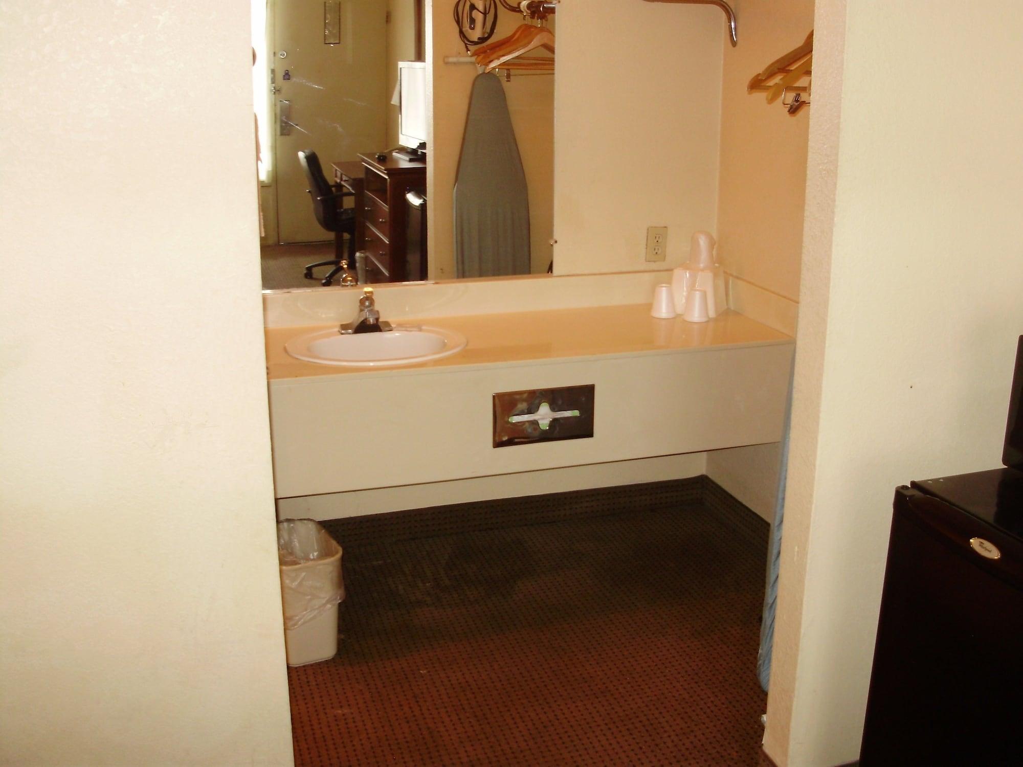 Trade Winds Central Inn Tulsa Luaran gambar